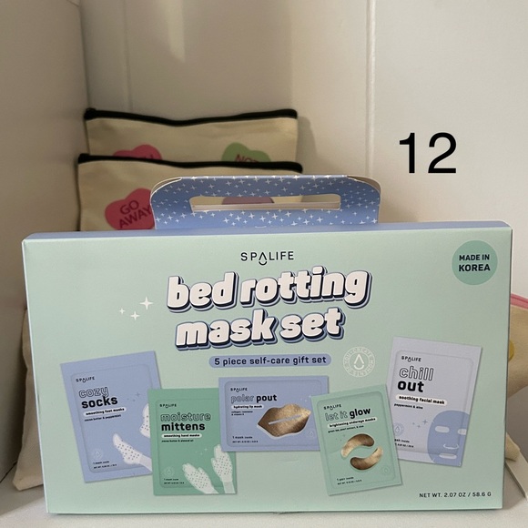 Valentines Day Cosmetic Bag Set Mystery - Picture 15 of 15